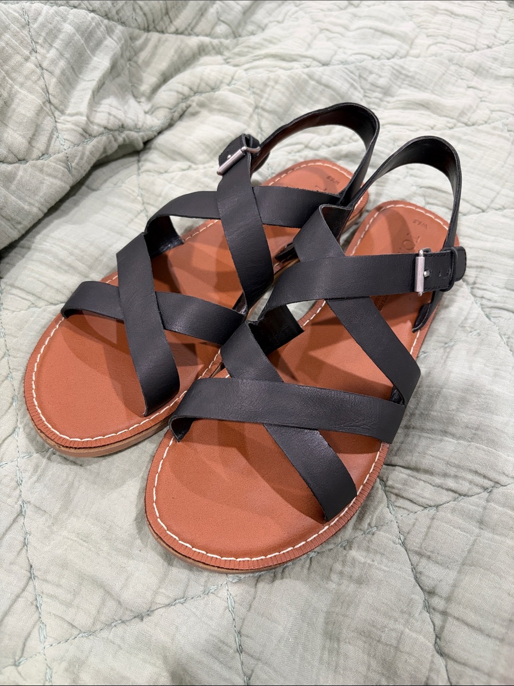 Women’s TOMS Black Strappy Sandals with Tan Footbed